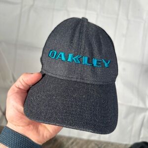 Oakley Embroidered 9FORTY New Era Men's Gray Blue Adjustable Mesh SnapBack Hat